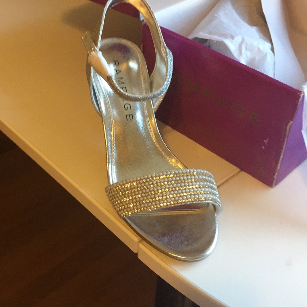 New Rampage Women’s Fayrah Silver Glitter, 6 M US - Picture 2 of 5